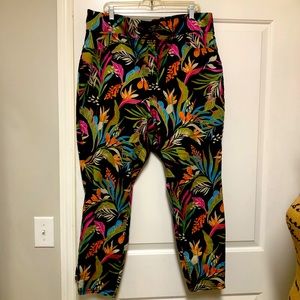 Plus size floral stretch jeans